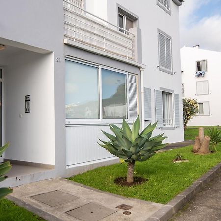 P&H Holiday Beach Apt Ponta Delgada Eksteriør bilde